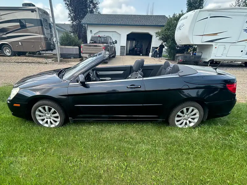 2010 Chrysler Sebring LX, schwarz, 131.850 km, Import Kanada — Foto 4 z 8