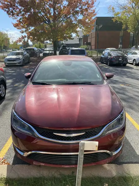 2016 Chrysler 200 Limited, 83.000 km, Import Kanada — Foto 1 z 7 2016 Chrysler 200 Limited, 83.000 km, Import Kanada — Foto 1 z 7