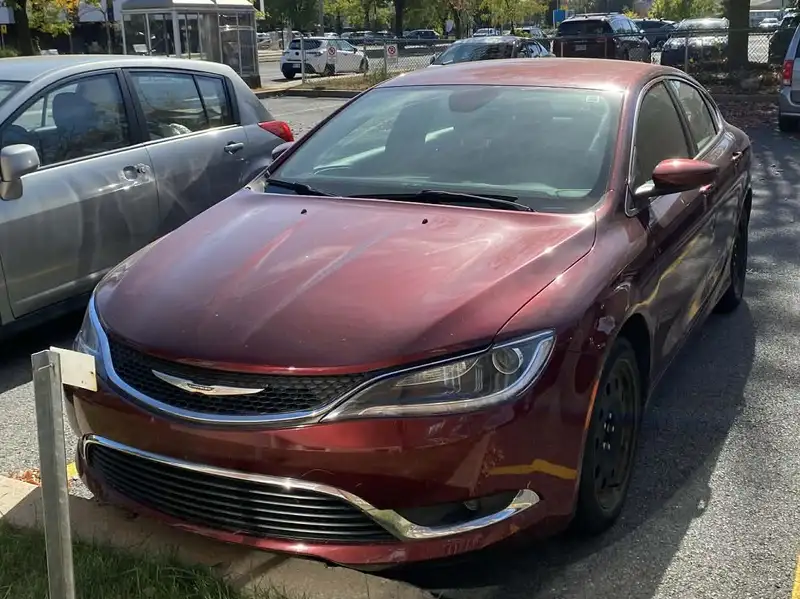 2016 Chrysler 200 Limited, 83.000 km, Import Kanada — Foto 2 z 7
