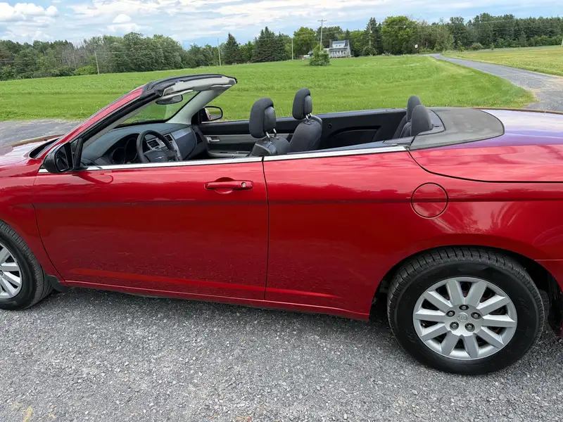 2010 Chrysler Sebring LX, rot, 92.000 km, Import Kanada — Foto 5 z 7