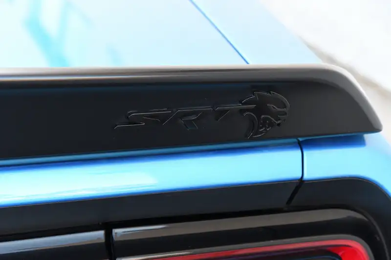 2023 Dodge Challenger SRT Hellcat Widebody Jailbreak - Toit ouvrant, blau, 2.500 km, Import Kanada — Foto 8 z 12