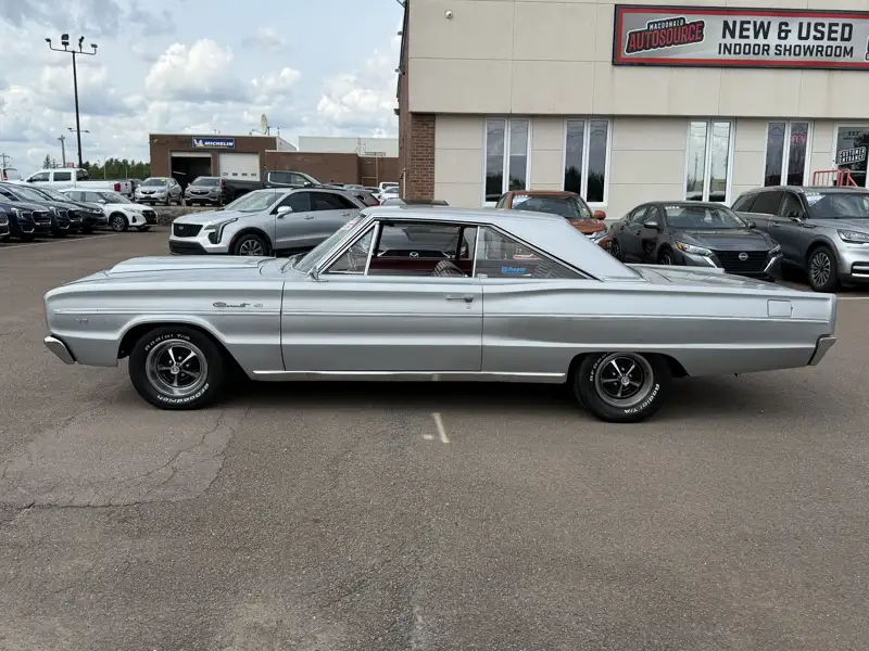 1966 Dodge Coronet 440, silber, 37.554 km, Import Kanada — Foto 2 z 12