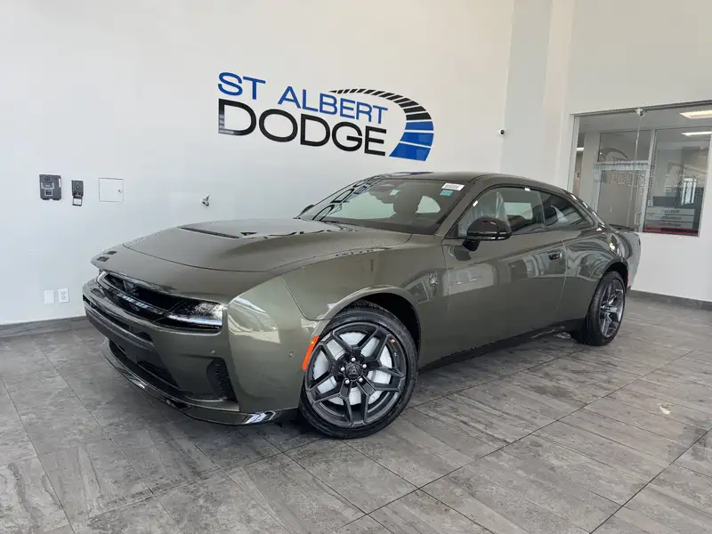 2026 Dodge Charger Scat Pack| BLACKTOP PACKAGE | ACTIVE LANE MANAGEME, grün, 0 km, Import Kanada — Foto 1