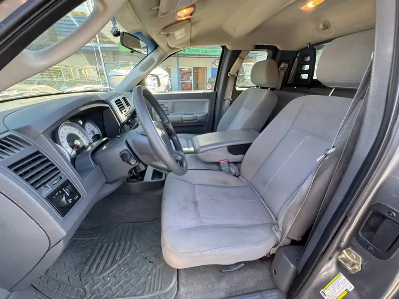 2006 Dodge Dakota SLT, grau, 177.000 km, Import Kanada — Foto 7 z 12