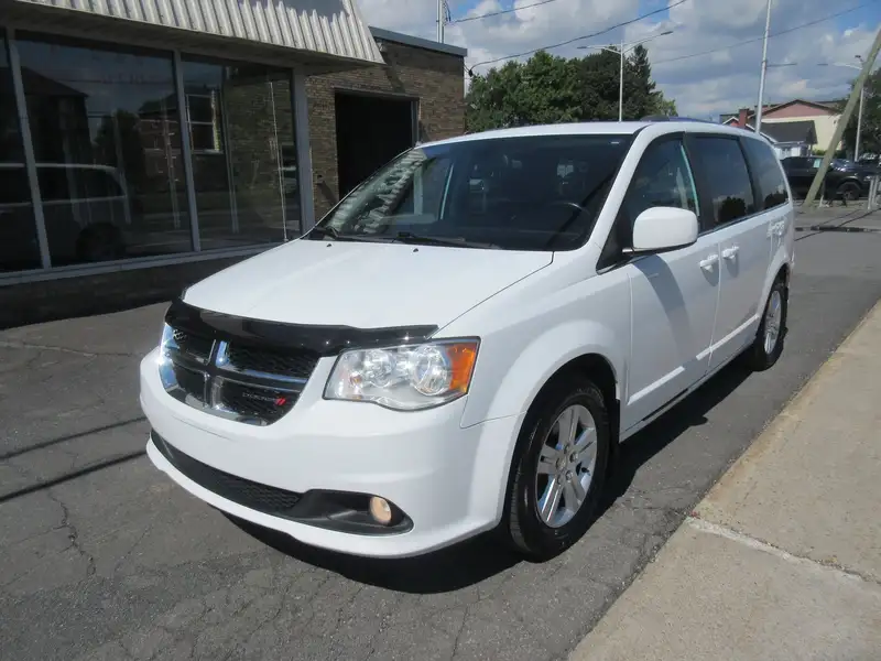 2020 Dodge Grand Caravan Crew, weiß, 111.098 km, Import Kanada — Foto 1