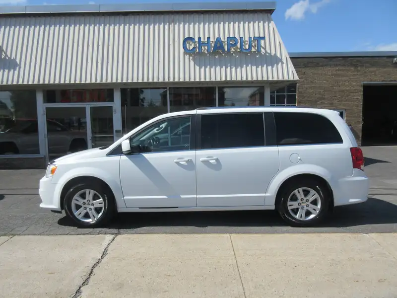 2020 Dodge Grand Caravan Crew, weiß, 111.098 km, Import Kanada — Foto 3 z 12