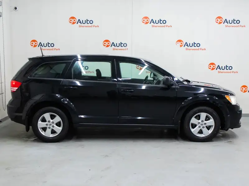 2019 Dodge Journey CANADA VALUE PACKAGE QUICK ORDER PACKAGE 22B, schwarz, 106.006 km, Import Kanada — Foto 6 z 12