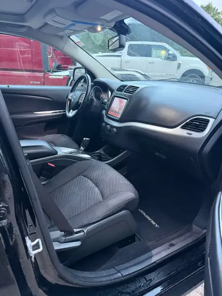 2017 Dodge Journey SXT, schwarz, 123.000 km, Import Kanada — Foto 7 z 12