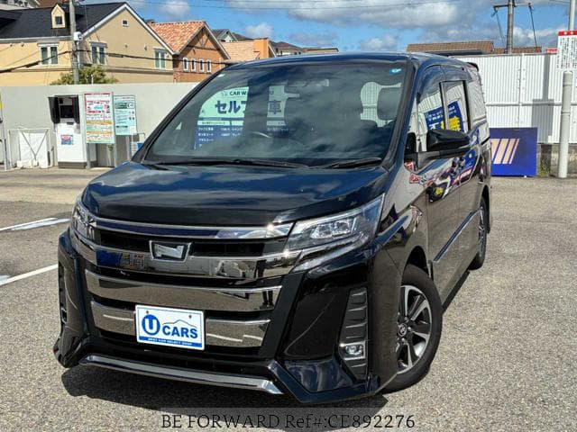 2019 Toyota Noah, 72.700 km, Import Japan — Foto 1