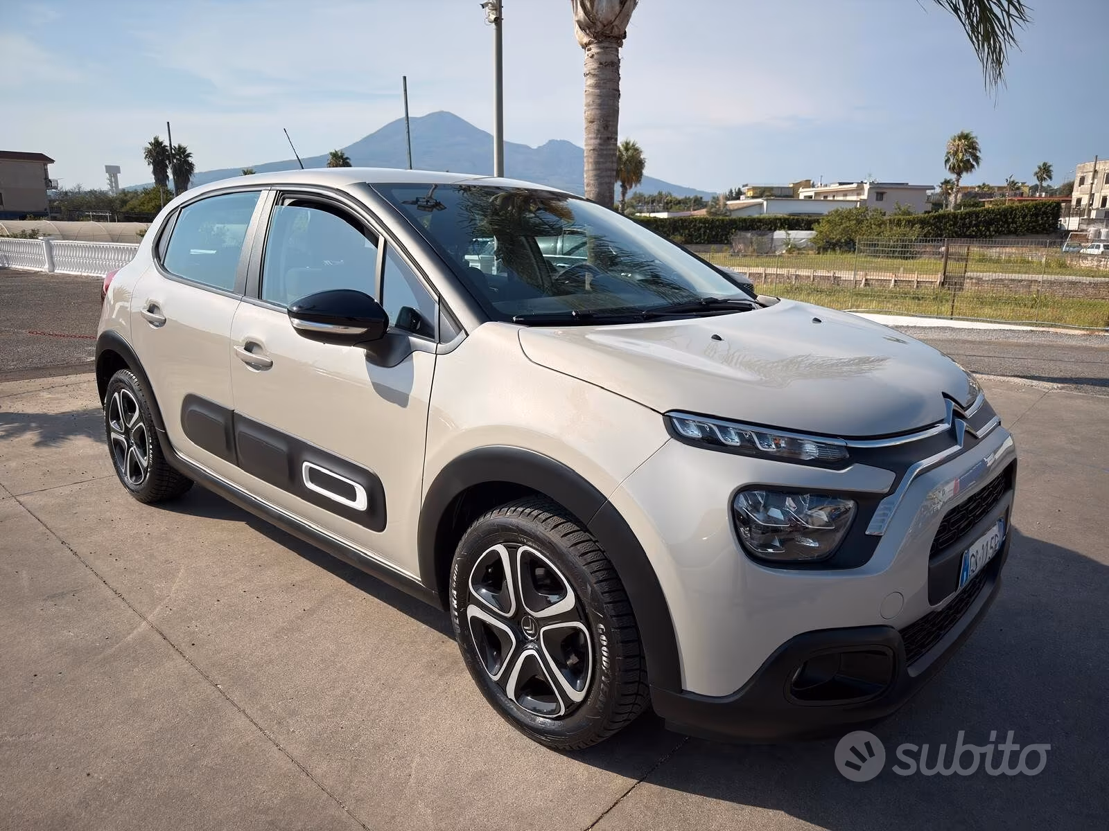 2024 Citroen, Italien — Foto 1