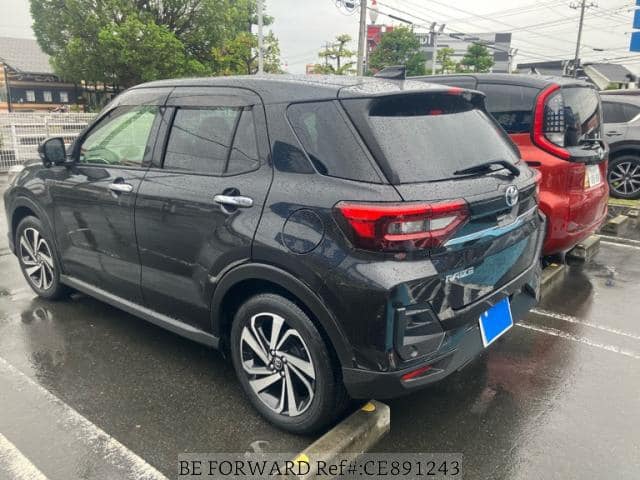 2022 Toyota Raize, 43.826 km, Import Japan — Foto 1