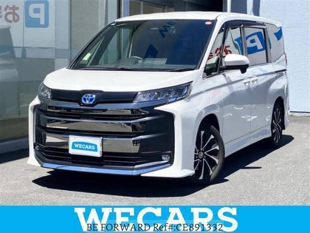 2022 Toyota Noah, 25.190 km, Import Japan — Foto 1