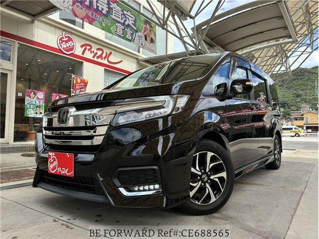 2018 Honda Step Wgn, 97.970 km, Import Japan — Foto 1