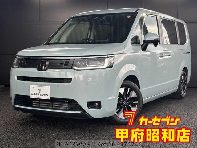 2022 Honda Step Wgn, 17.144 km, Import Japan — Foto 1