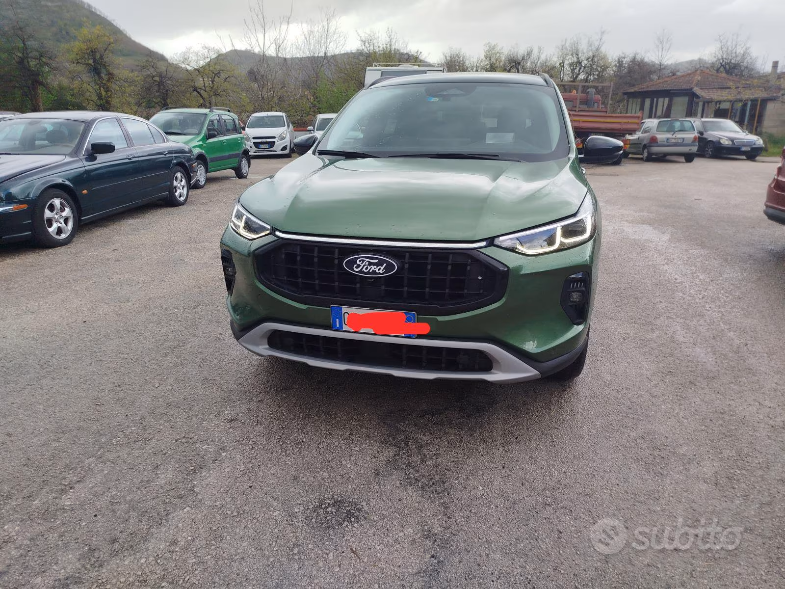2025 Ford, Italien — Foto 1
