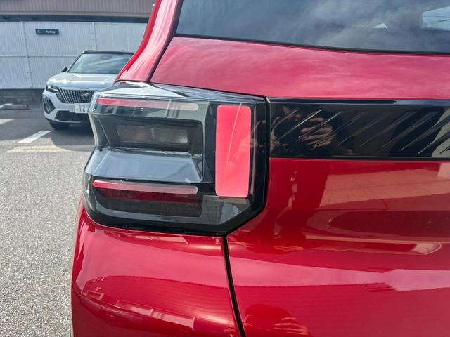 Citroen C3, Import Japan — Foto 16 z 40