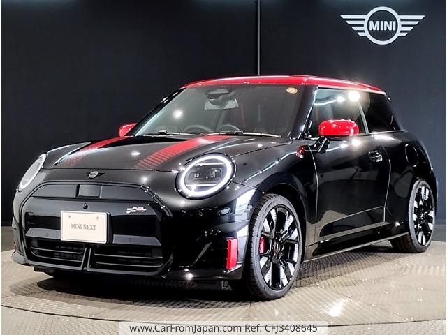 2025 MINI Others, 2.000 km, Import Japan — Foto 1
