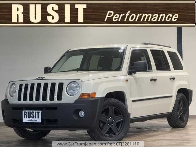 2010 Jeep Patriot, 92.000 km, Import Japan — Foto 1