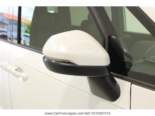 2025 Honda Stepwagon, 7.000 km, Import Japan — Foto 4 z 31