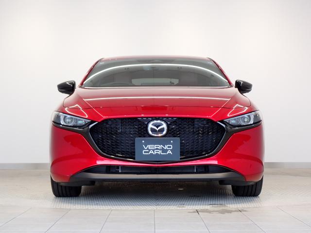 Mazda3 Fastback, Import Japan — Foto 11 z 40