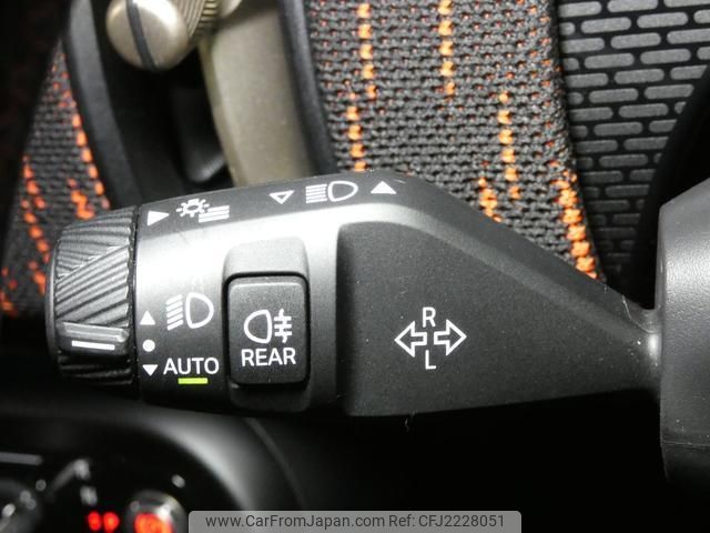 2025 MINI Others, 14.200 km, Import Japan — Foto 9 z 21