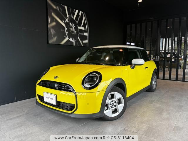 2024 MINI Others, 10.100 km, Import Japan — Foto 1