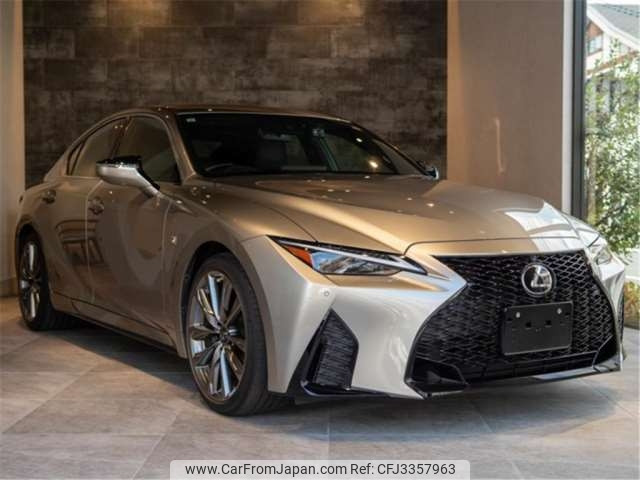 2021 Lexus IS, 27.000 km, Import Japan — Foto 1 2021 Lexus IS, 27.000 km, Import Japan — Foto 1