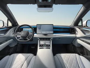 2026 BYD Sealion 7, 6 km, Slowakei — Foto 4 z 5
