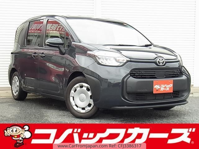 2023 Toyota Sienta, 49.700 km, Import Japan — Foto 1