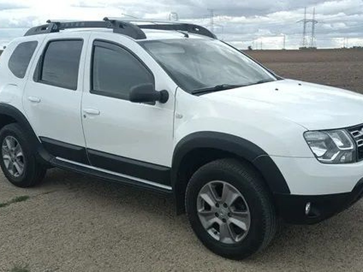 2014 Dacia Duster, 124.000 km, Slowakei — Foto 1