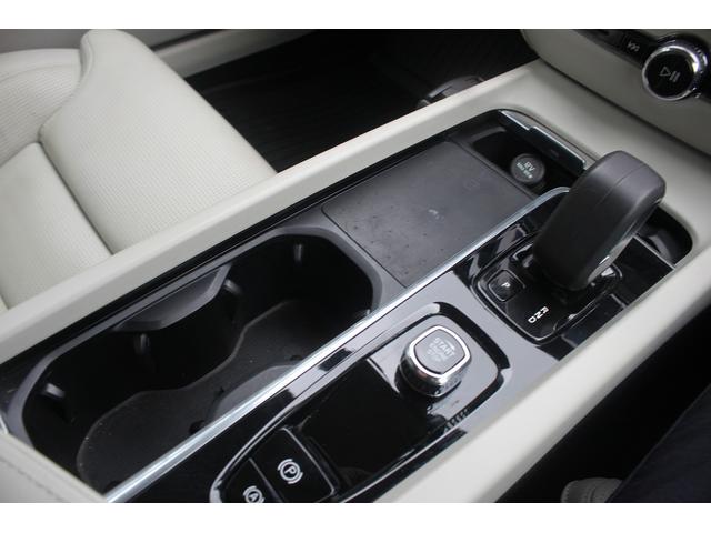 Volvo V60, Import Japan — Foto 8 z 40