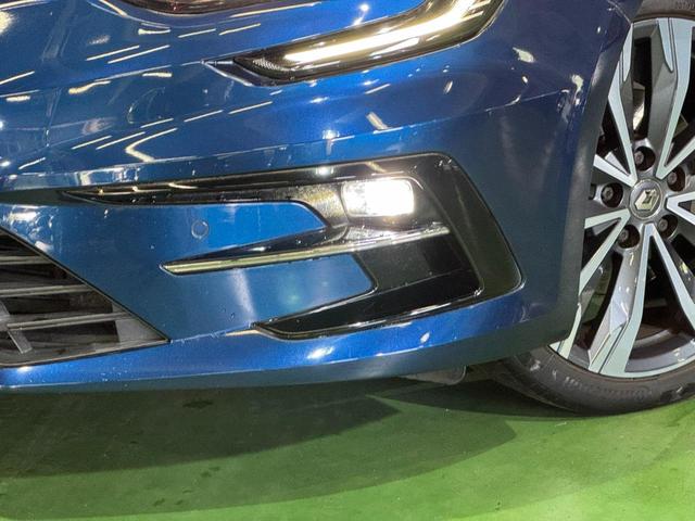 Renault Megane, Import Japan — Foto 16 z 40