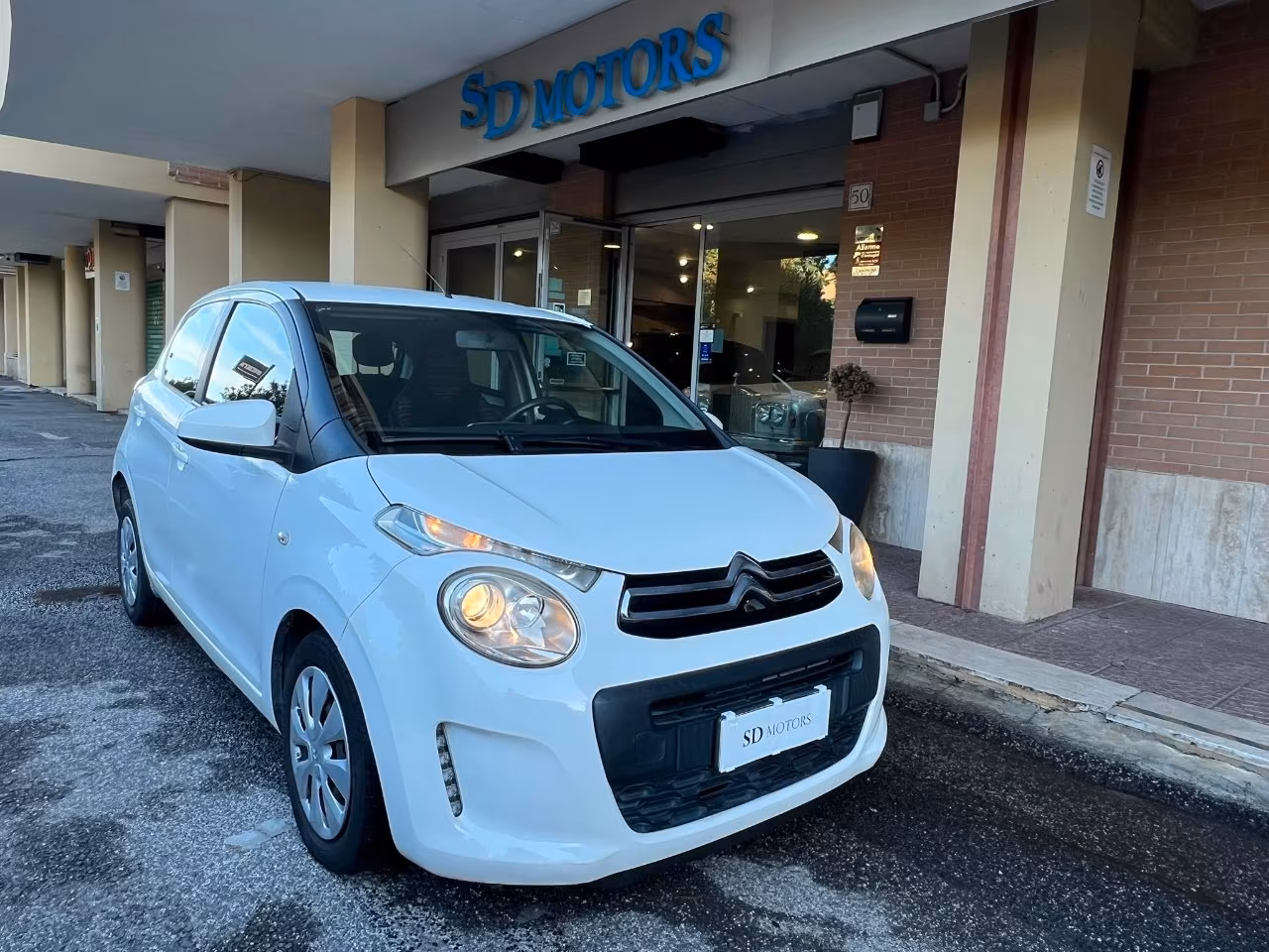 2026 Citroen, 79.200 km, Italien — Foto 9 z 20