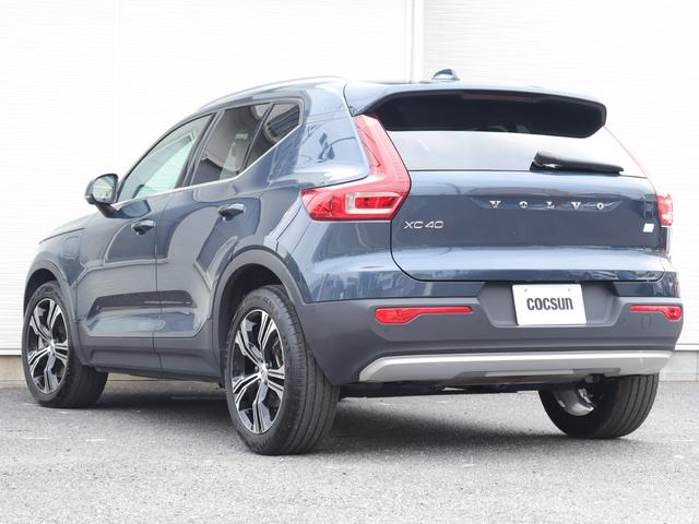 Volvo Xc40, Import Japan — Foto 10 z 40