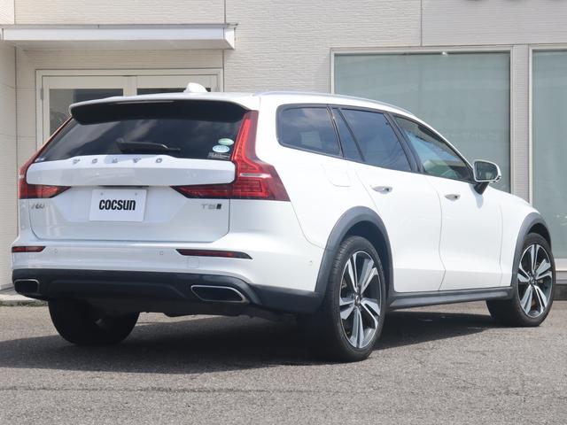 Volvo V60, Import Japan — Foto 8 z 40