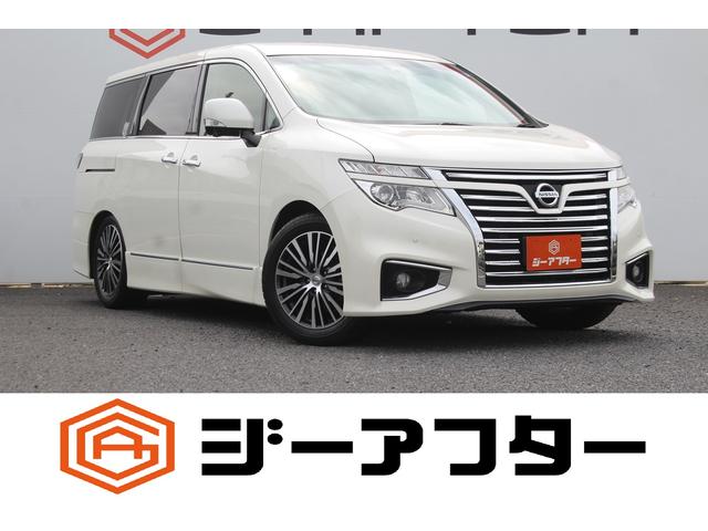 Nissan Elgrand, Import Japan — Foto 1