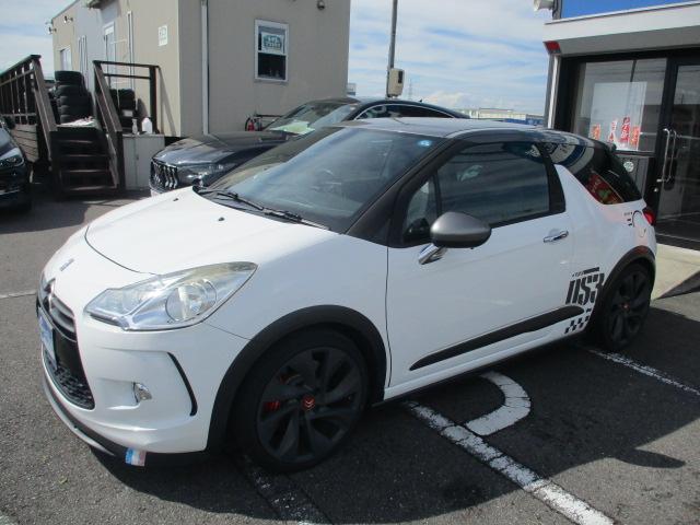 Citroen Ds3, Import Japan — Foto 16 z 40