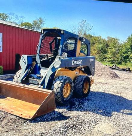 John Deere 332E, Import USA — Foto 1