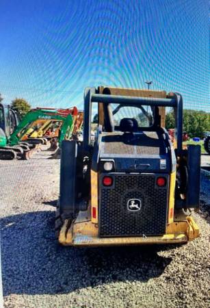 John Deere 332E, Import USA — Foto 3 z 12