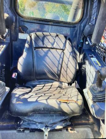 John Deere 332E, Import USA — Foto 9 z 12