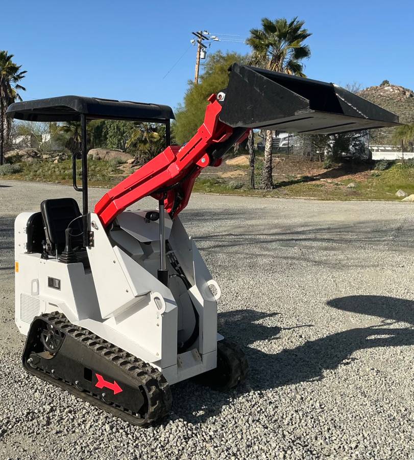 Case SKID, Import USA — Foto 1