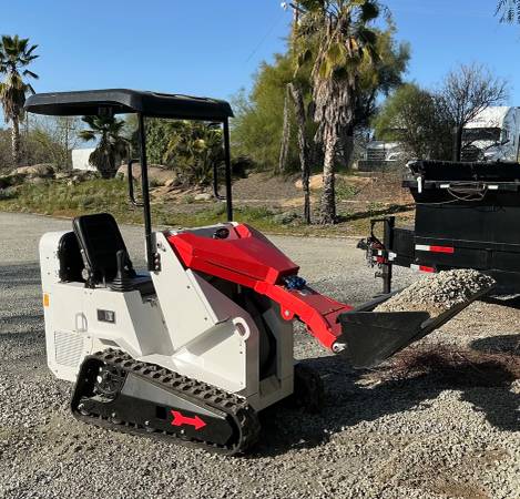 Case SKID, Import USA — Foto 4 z 9