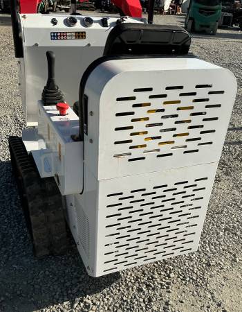 Case SKID, Import USA — Foto 7 z 9