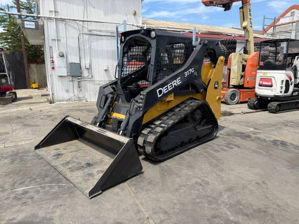 John Deere 317G, Import USA — Foto 1