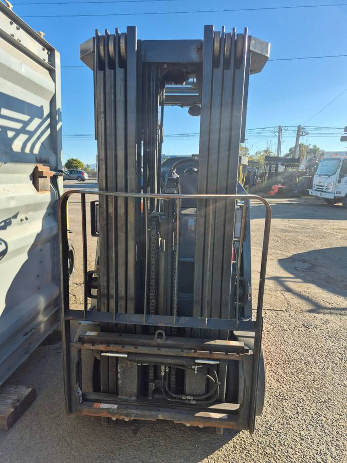 Caterpillar, Import USA — Foto 4 z 4