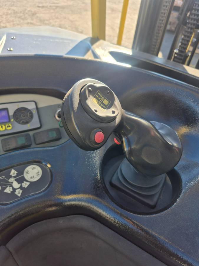 Caterpillar, Import USA — Foto 5 z 5