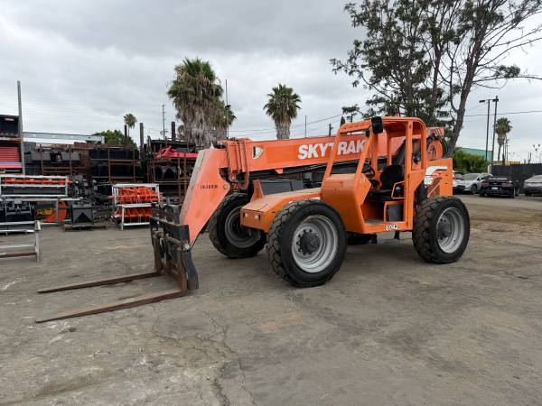 SkyTrak 6042, Import USA — Foto 3 z 8