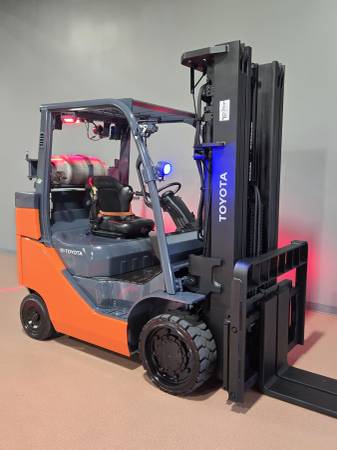 Toyota BOX, Import USA — Foto 4 z 12