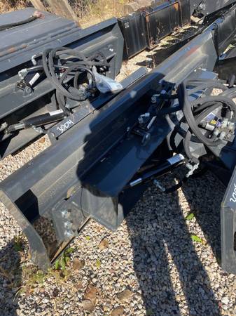 John Deere SKID, Import USA — Foto 3 z 12