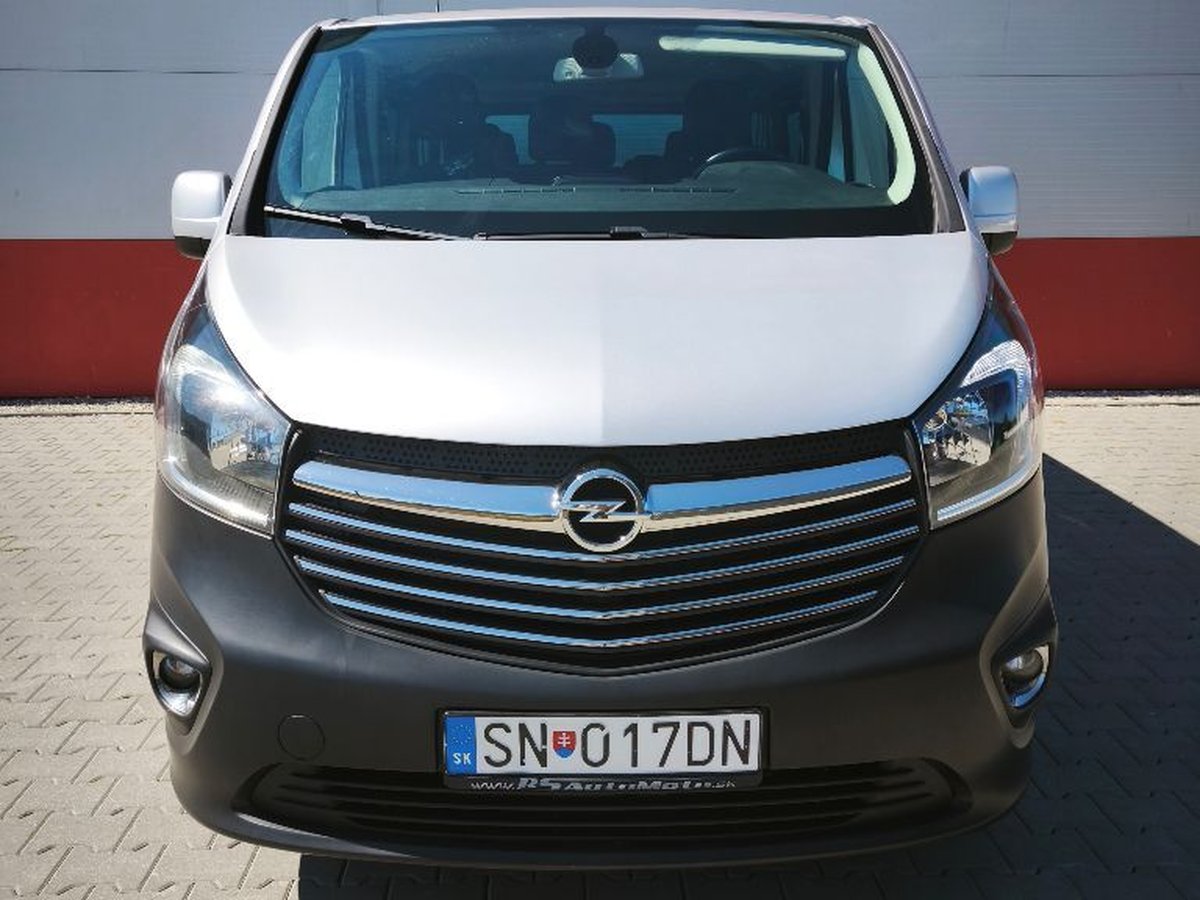2019 Opel Vivaro, 179.761 km, Slowakei — Foto 1